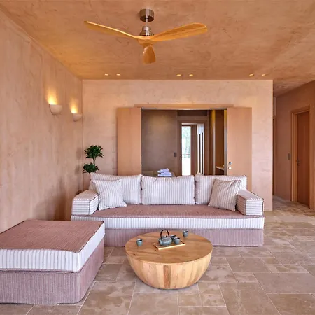 Theseatree Paros Apartment
